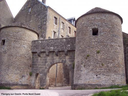 Chambres Sous Les Vignes Du Buttois Bussy-le-Grand Exteriér fotografie